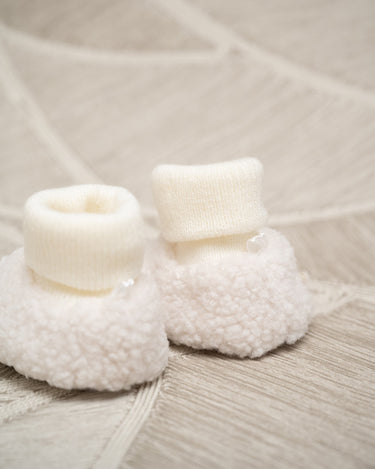 Baby Boots Knitted Creme - Things I Like Things I Love