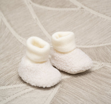 Baby Boots Knitted Creme - Things I Like Things I Love