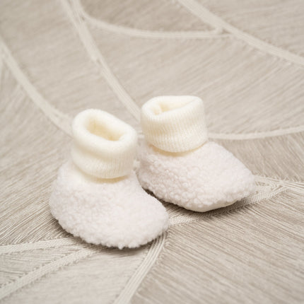 Baby Boots Knitted Creme - Things I Like Things I Love