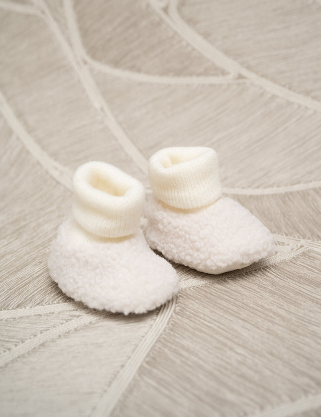 Baby Boots Knitted Creme - Things I Like Things I Love