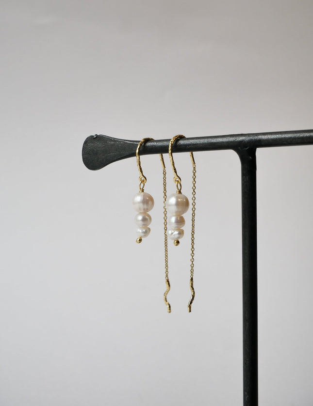 Bungle Earring Triple Pearl Gold - Things I Like Things I Love