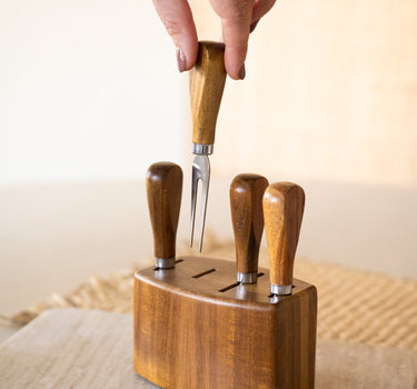 Cheese Knives w/ Holder - Things I Like Things I Love