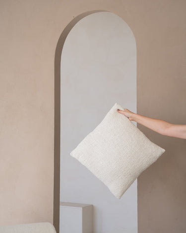 Cushion Balance Off-White - Things I Like Things I Love