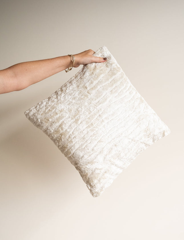 Cushion Dovi Dove White - Things I Like Things I Love