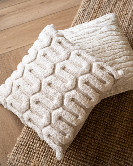 Cushion Sanna Beige/White - Things I Like Things I Love