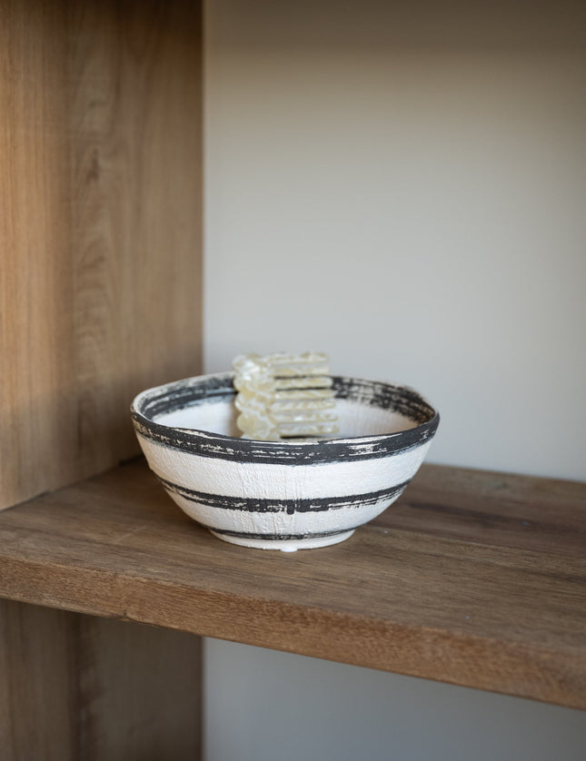 Deco Bowl Black/White - Things I Like Things I Love