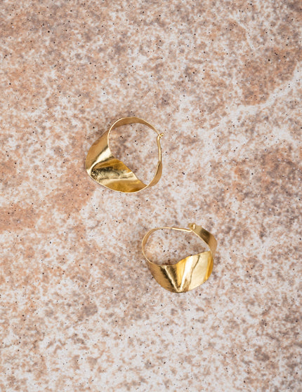 Earrings Flat Wave Gold - Things I Like Things I Love