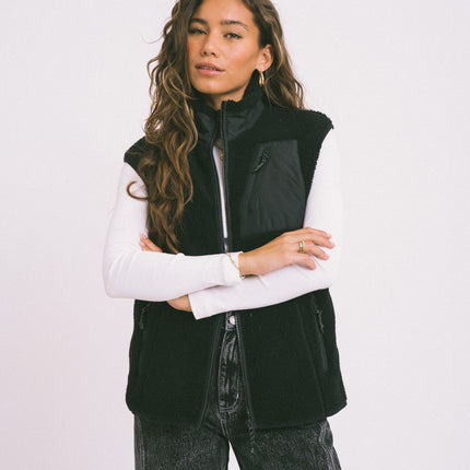 Edd Vest Black - Things I Like Things I Love