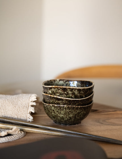 Handmade Japanese Shinryoku Triangle Bowl Green - Things I Like Things I Love