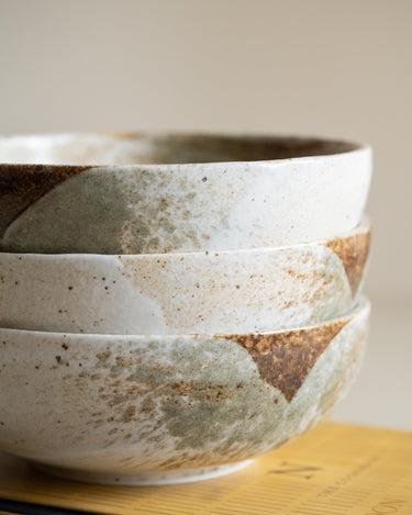 Handmade Japanese Yukishino Bowl - Things I Like Things I Love