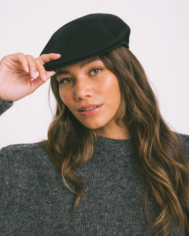 KANGOL Tropic Fall 504 Black - Things I Like Things I Love