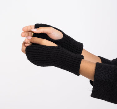 Knitted Fingerless Gloves Black - Things I Like Things I Love