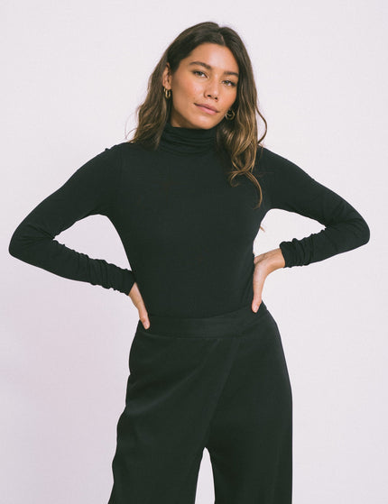 MSCH Olivie Top Black - Things I Like Things I Love