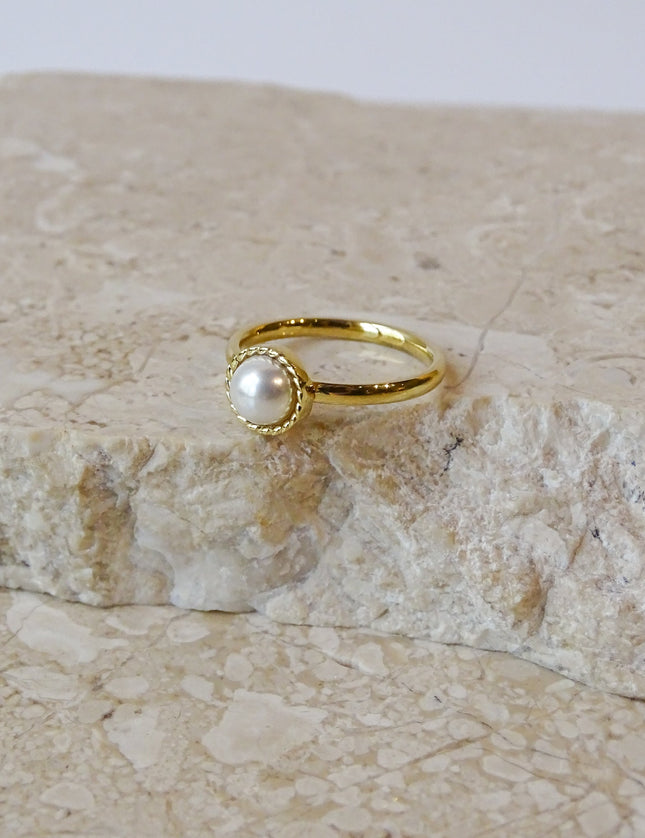 Ring Gold White Pearl Sima - Things I Like Things I Love