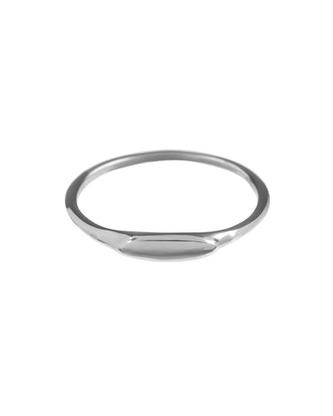 Ring Tiny Signet Silver - Things I Like Things I Love