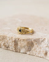 Ring Vintage Rose Black Stone Gold