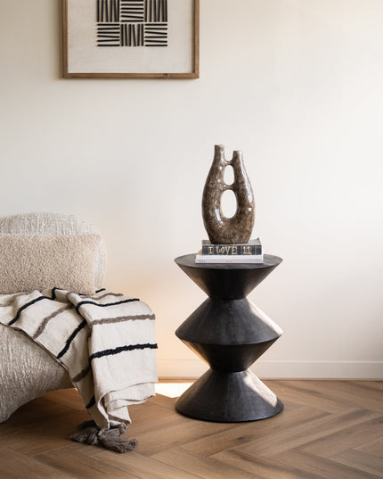 Side Table Larus Mango Black - Things I Like Things I Love