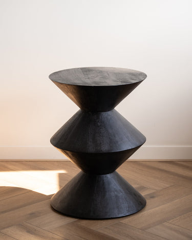 Side Table Larus Mango Black - Things I Like Things I Love