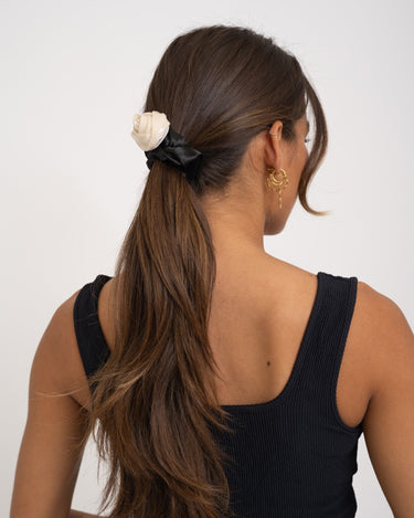 Silky Scrunchie Rose Ivory - Things I Like Things I Love