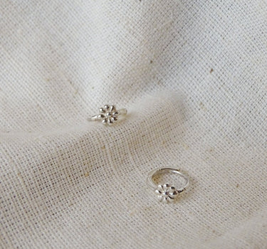 Silver Earrings Tiny Flower Click - Things I Like Things I Love