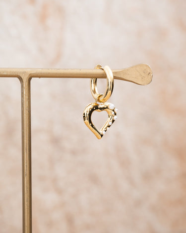 Single Hoop Goldplated Pearly Love - Things I Like Things I Love