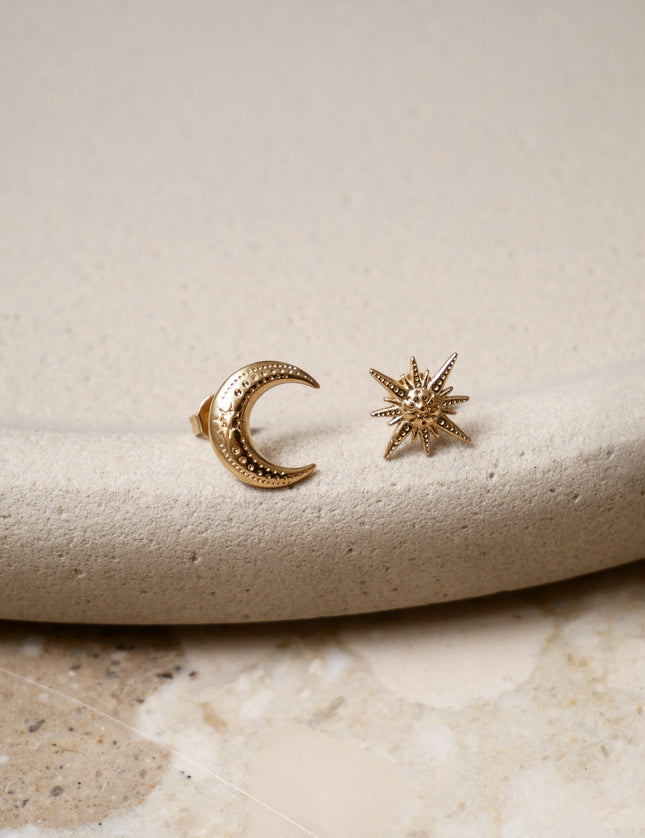 Single Stud Goldplated Moon - Things I Like Things I Love