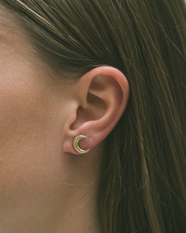 Single Stud Goldplated Moon - Things I Like Things I Love