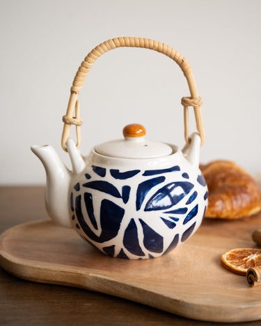 Teapot Abel White/Blue - Things I Like Things I Love