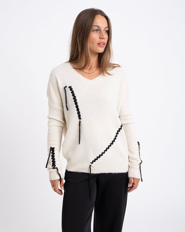 TILTIL Colin Knit Cream Black Detail - Things I Like Things I Love