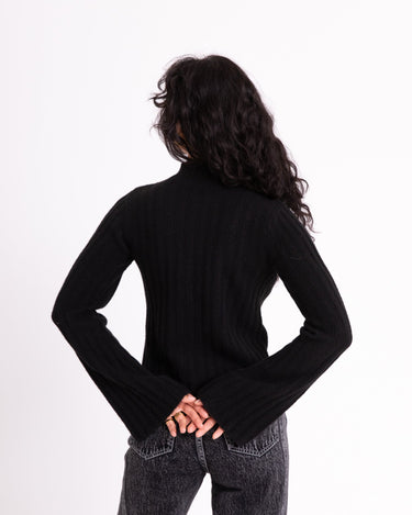 TILTIL Elis Sweater Cut Out Black - Things I Like Things I Love