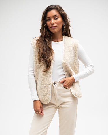 TILTIL Esmay Gilet Teddy Beige - Things I Like Things I Love