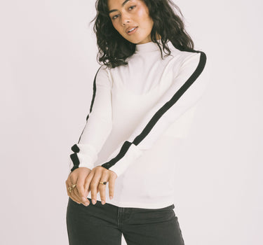 TILTIL Jolie Longsleeve White Black Detail One Size - Things I Like Things I Love