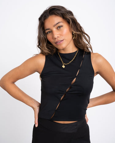 TILTIL Lexy Crop Top Detail Black - Things I Like Things I Love