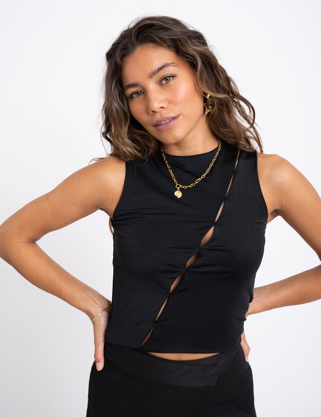 TILTIL Lexy Crop Top Detail Black - Things I Like Things I Love