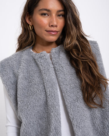 TILTIL Logan Teddy Gilet Grey - Things I Like Things I Love