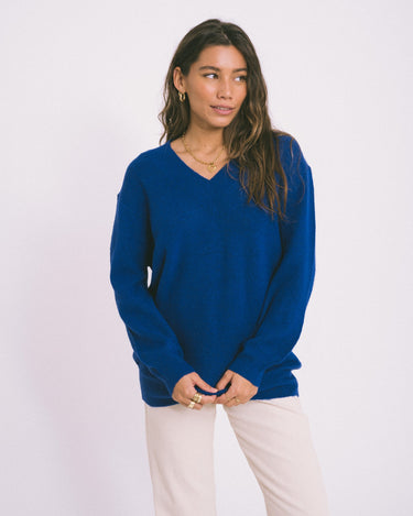 TILTIL Mommo V - neck Knit Cobalt - Things I Like Things I Love