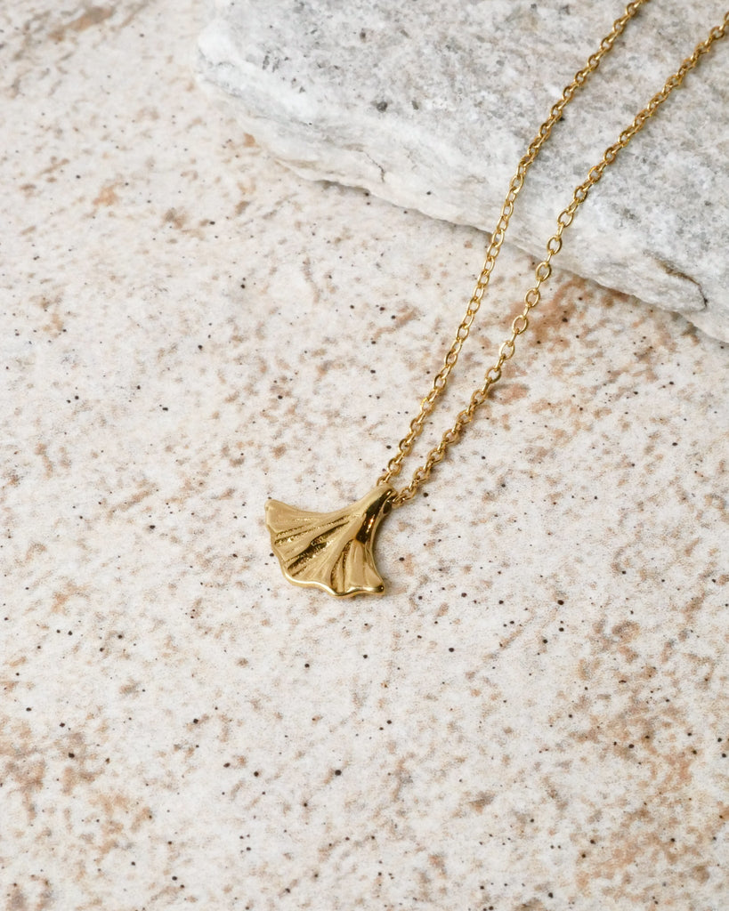 TILTIL Necklace Goldplated Ginko - Things I Like Things I Love