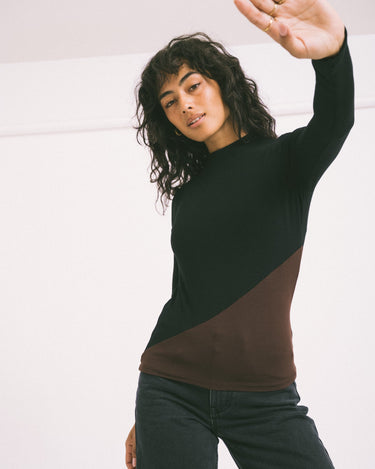 TILTIL Nela High Neck Longsleeve Black Brown - Things I Like Things I Love