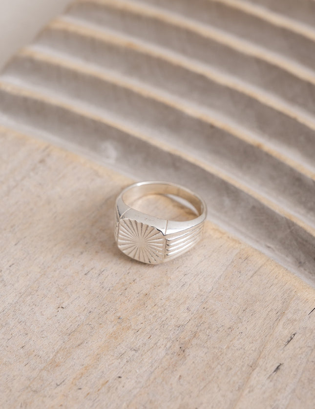 TILTIL Ring Silver Big Signet - Things I Like Things I Love