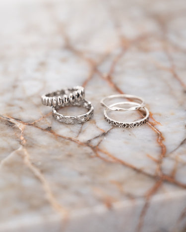 TILTIL Ring Thin Twist Silver - Things I Like Things I Love