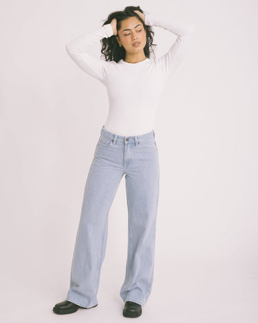 TILTIL Sanny Mid Relaxed Light Blue Jeans - Things I Like Things I Love