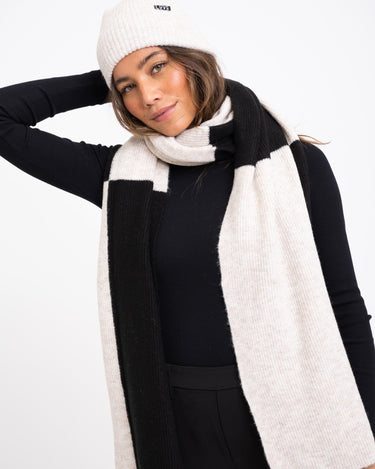 TILTIL Scarf Check Oatmeal Black - Things I Like Things I Love