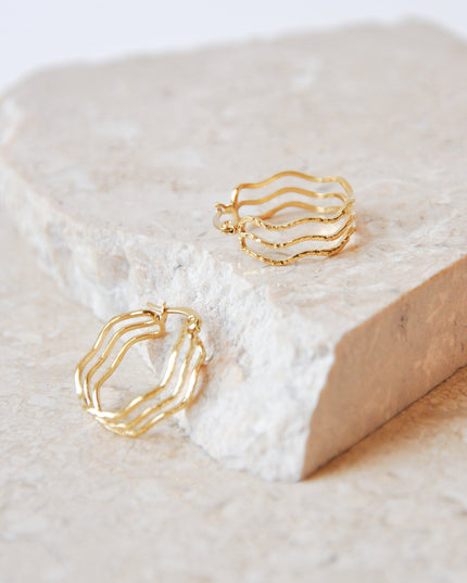 TILTIL Single Hoop Goldplated Triple Swirl - Things I Like Things I Love