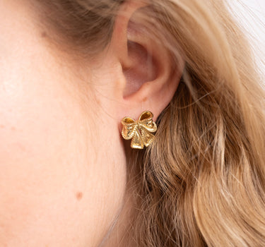 TILTIL Single Stud Goldplated Bow - Things I Like Things I Love