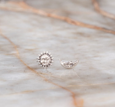 TILTIL Single Stud Silver Moon - Things I Like Things I Love