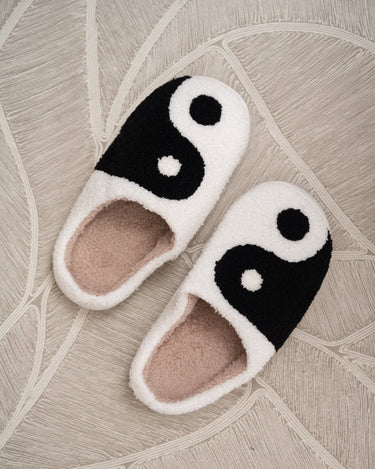 TILTIL Slipper Yin Yang Black White - Things I Like Things I Love