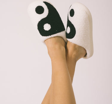 TILTIL Slipper Yin Yang Black White - Things I Like Things I Love