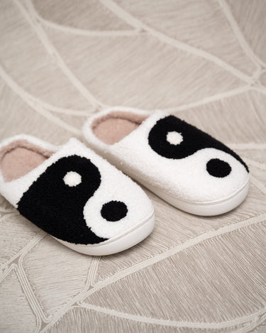 TILTIL Slipper Yin Yang Black White - Things I Like Things I Love