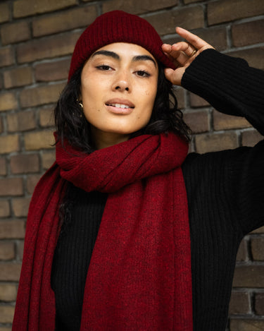 TILTIL Soft Scarf Dark Red - Things I Like Things I Love