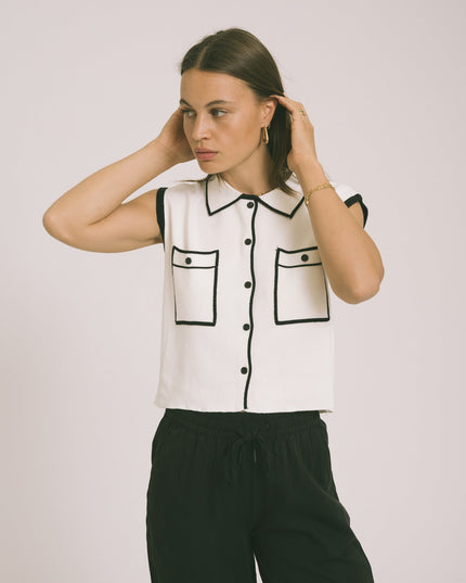 TILTIL Toi Contrast Top White Black Detail - Things I Like Things I Love